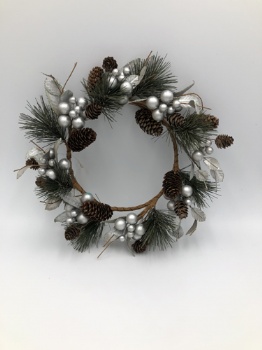 3cm/3.5cm Pinecone + berry wreath 25x25x5cm & 35x35x8cm