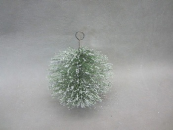 green with snow ball hanger 20*16cm & 15*13cm