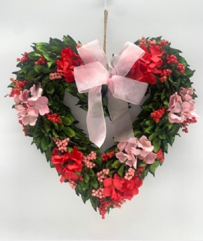 Valentines Day Heart Wreath