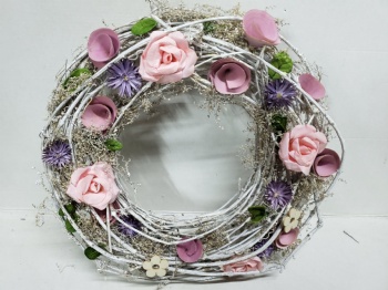 Spring Wreath Natural