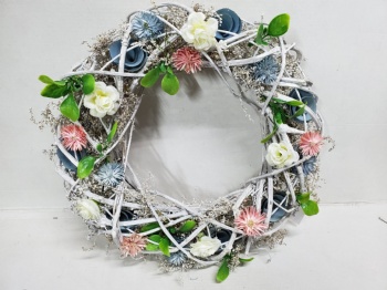 Spring Wreath Natural