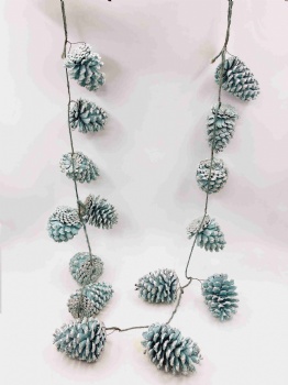 Pinecone Garland