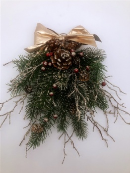 Christmas Pinecone Hanger