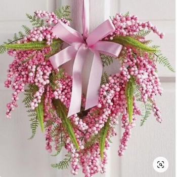 Valentines Day Heart Wreath