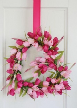 Valentines Day Heart Wreath