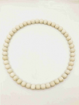 Wooden bead wreath