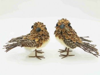 Natural Pinecone & Pine nut shell Birds