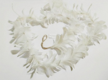 Feather garland