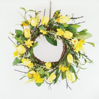 Tulip Wreath & Garland & Spray