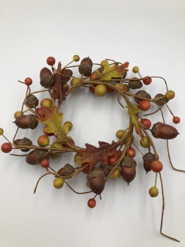 0.9cm mixed leaves + berry + acorn small wreath 15x15x3cm